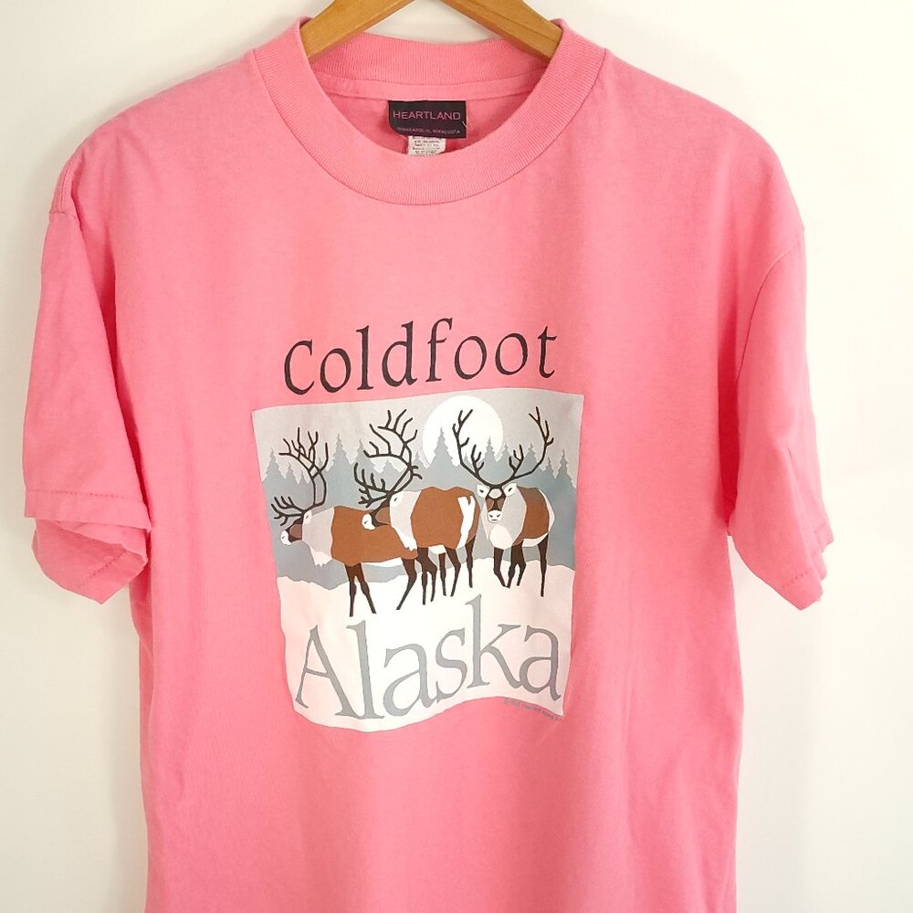 Vtg Coldfoot Alaska Graphic T-Shirt Men's OSFA Pink Heartland Apparel 80s USA